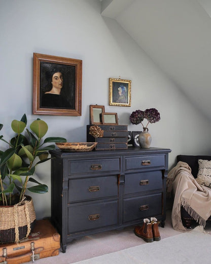 No. 88 Lamp Room Gray