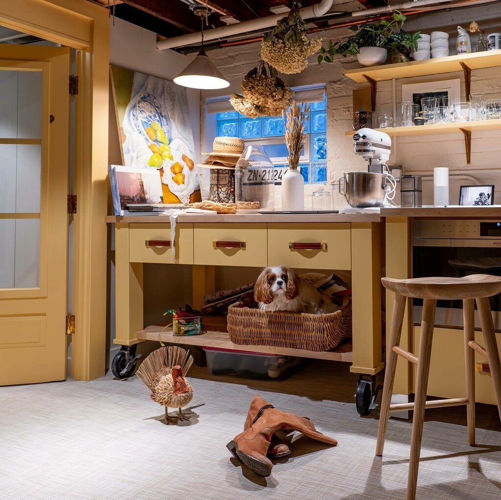 No. 218 Yellow Ground