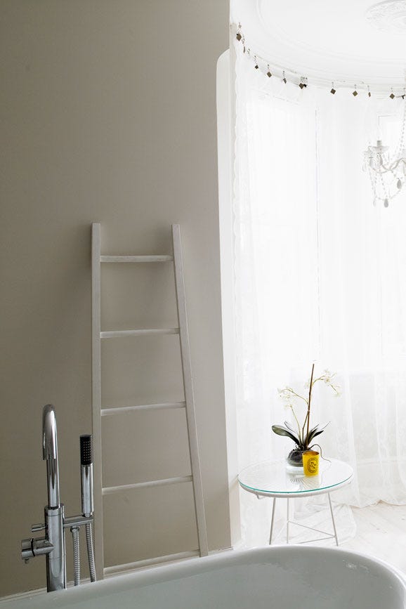 No. 229 Elephant's Breath