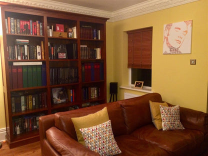 No. 218 Yellow Ground