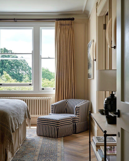 No. 282 Shadow White