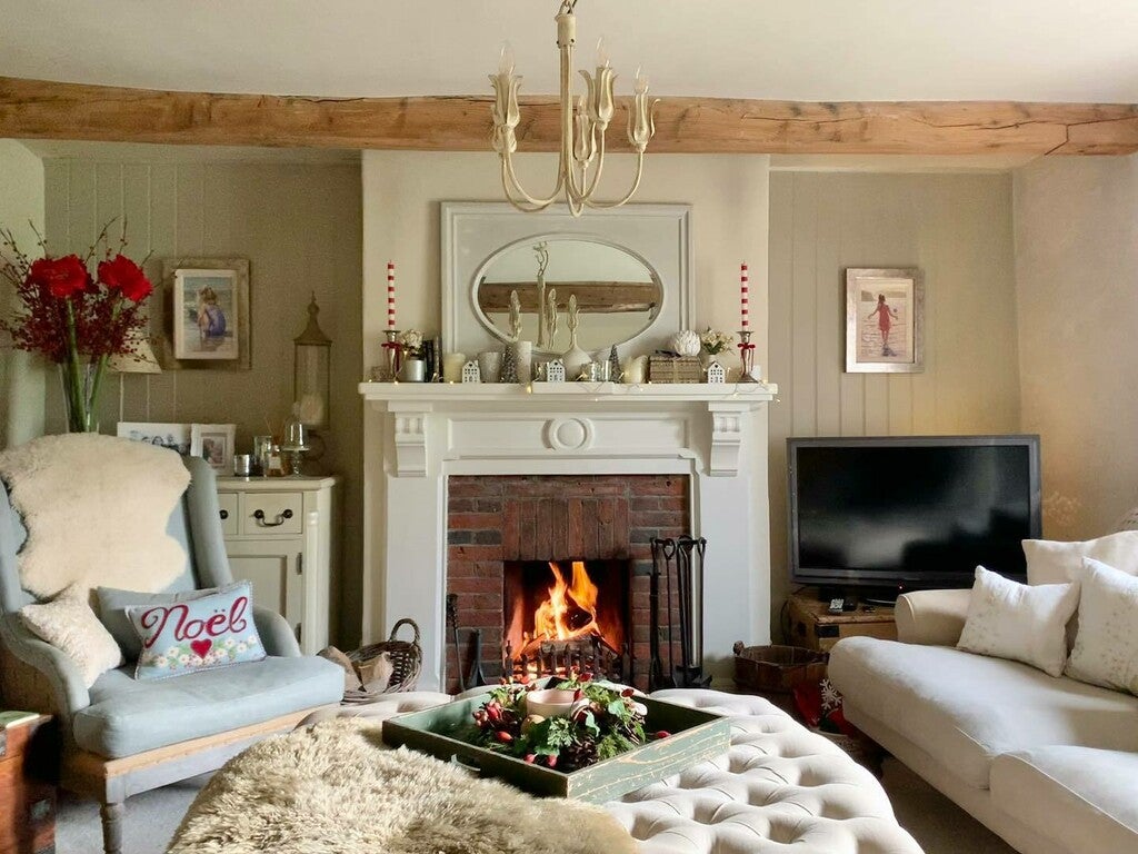 No. 2004 Slipper Satin