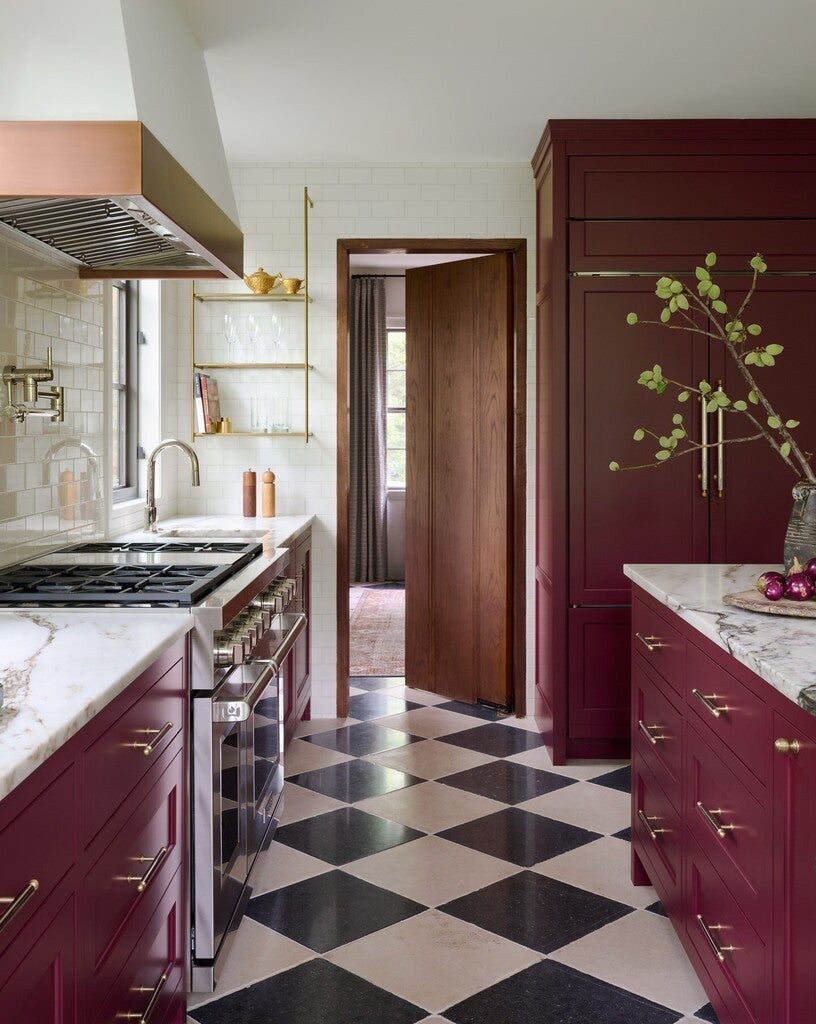 No. 297 Preference Red