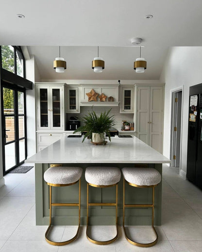 No. 2001 Strong White