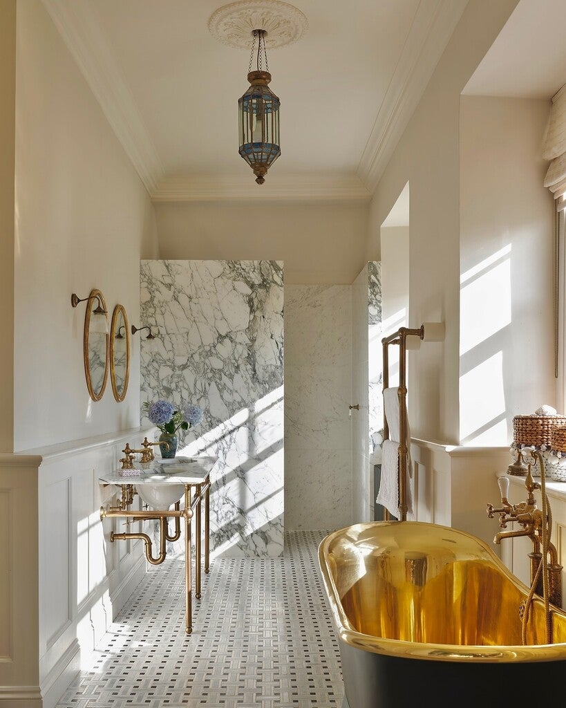 No. 2004 Slipper Satin