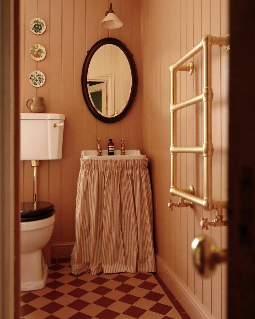 No. 61 Entrance Hall Pink