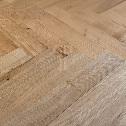 TT BRUSHED & OILED CLEVEDON HERRINGBONE 1.296M2