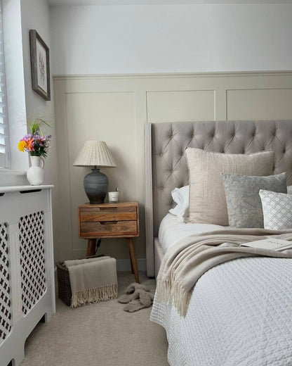 No. 2004 Slipper Satin