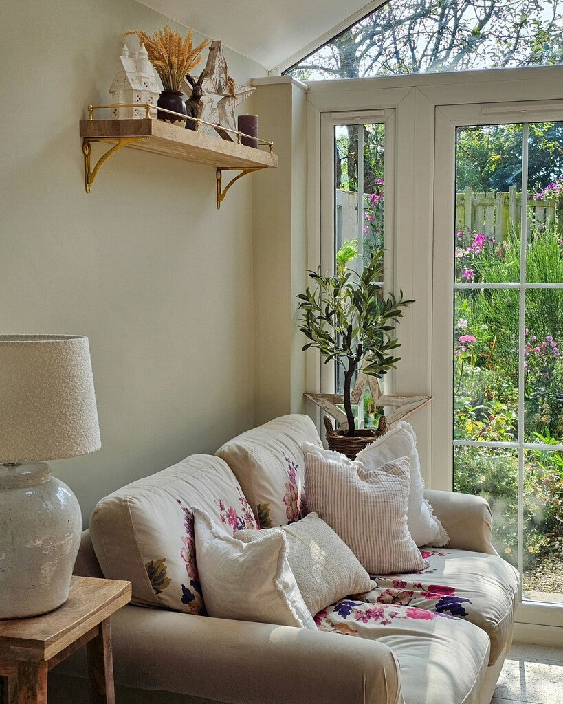 No. 282 Shadow White