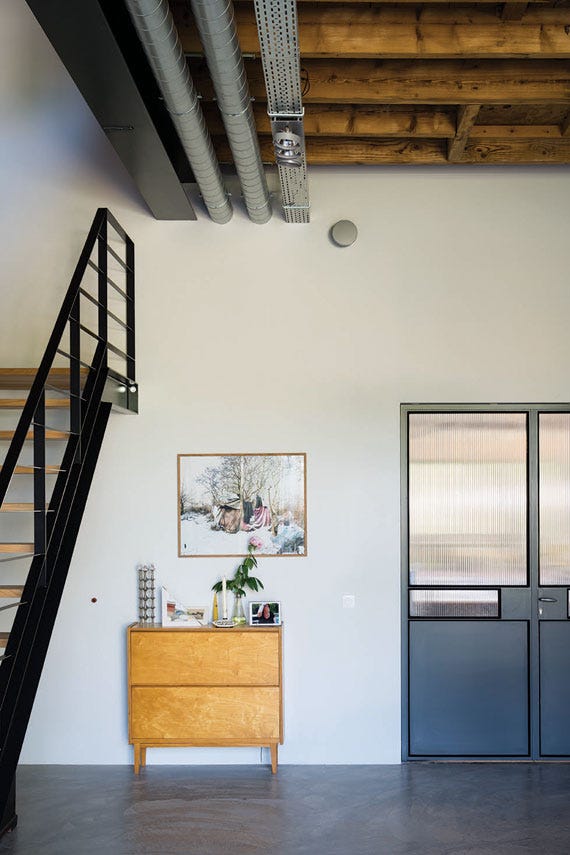 No. 2001 Strong White